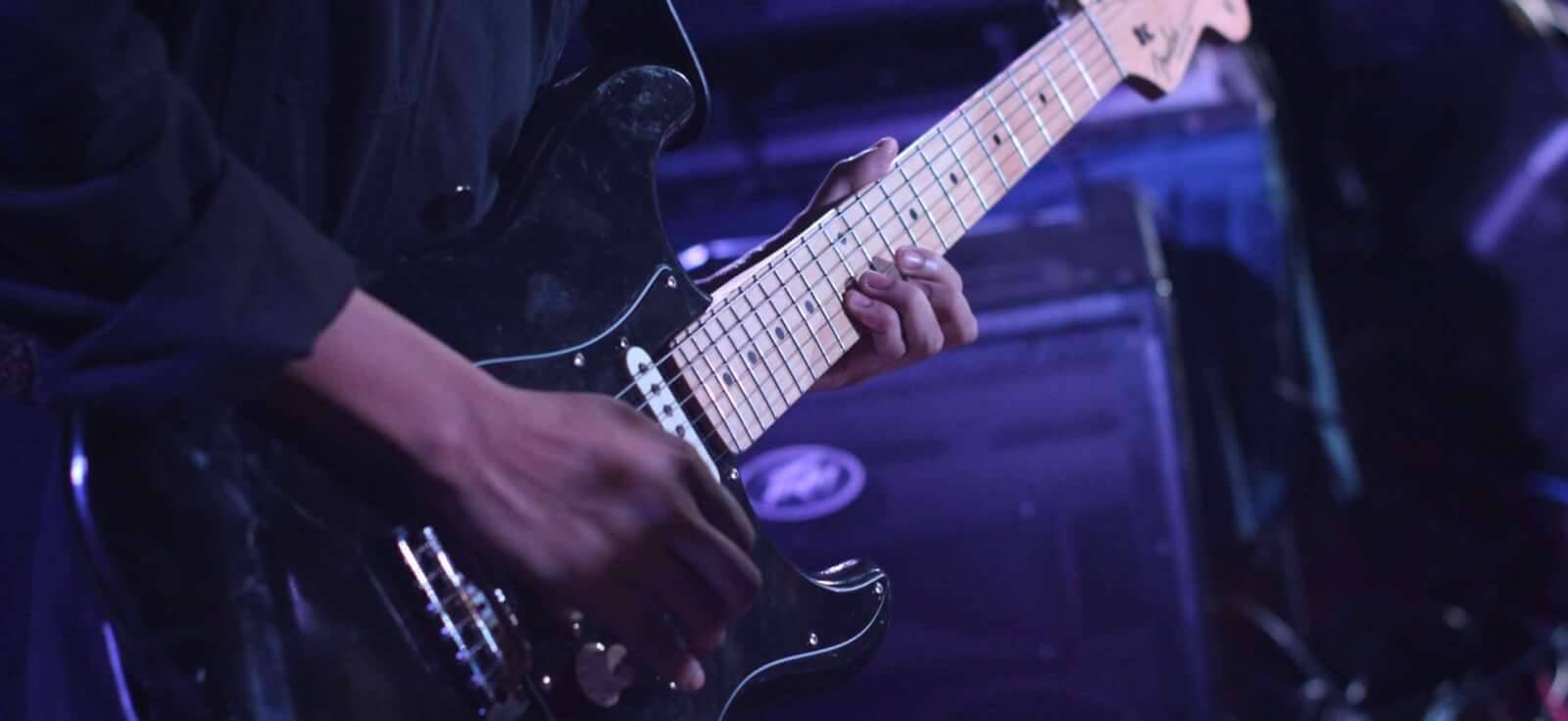 notice-board-electric-guitar