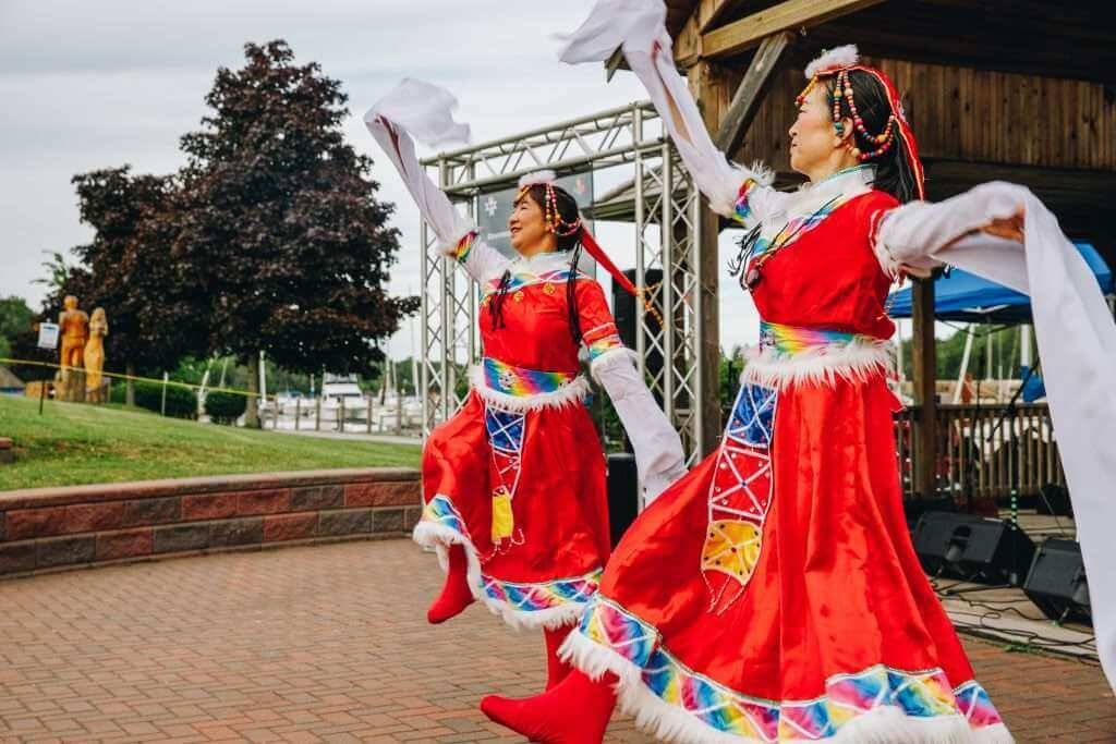 DiverseCity in red [photo by Via Reyes]