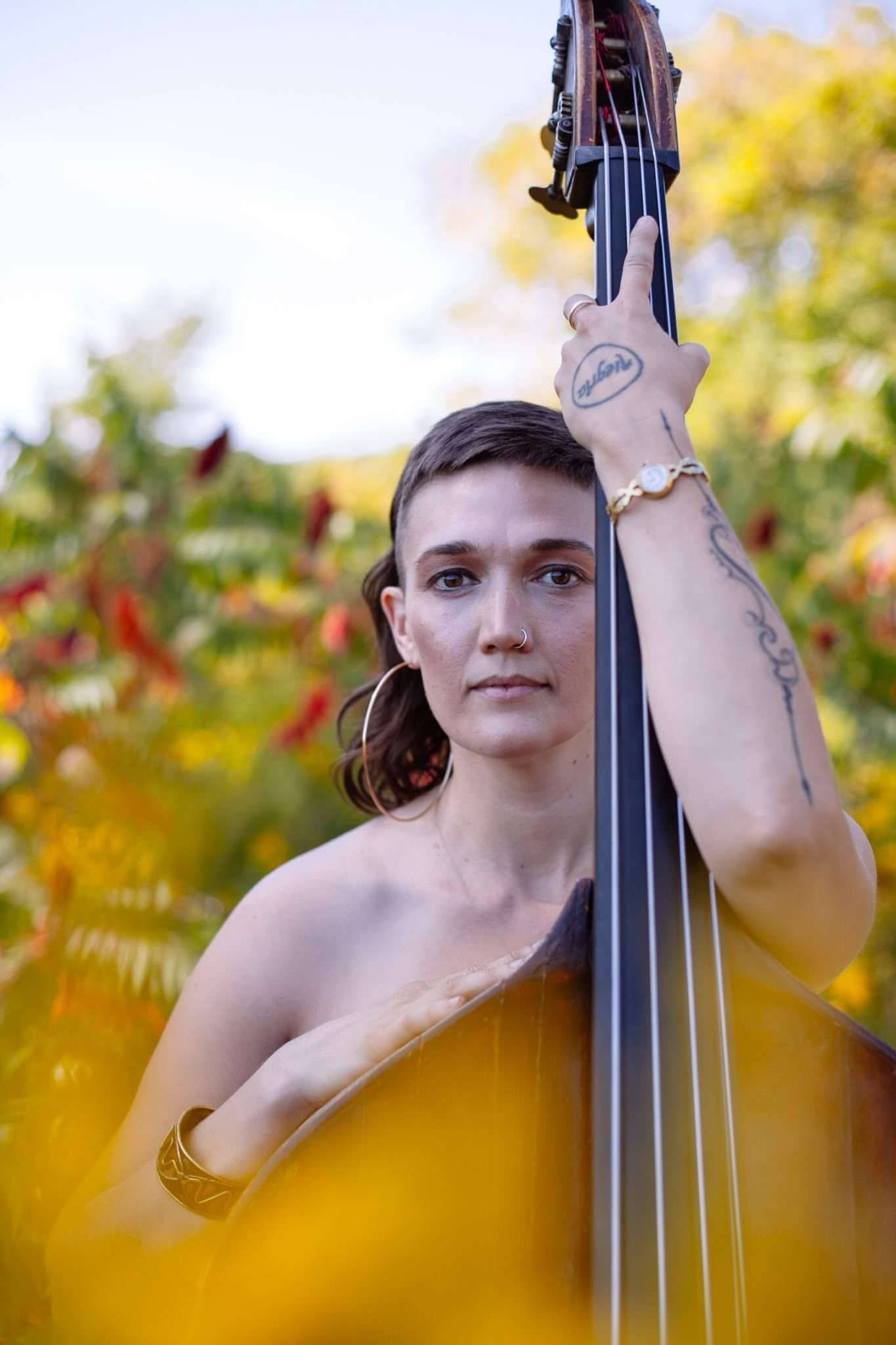 Carlie Howell [Marcela Boechat]